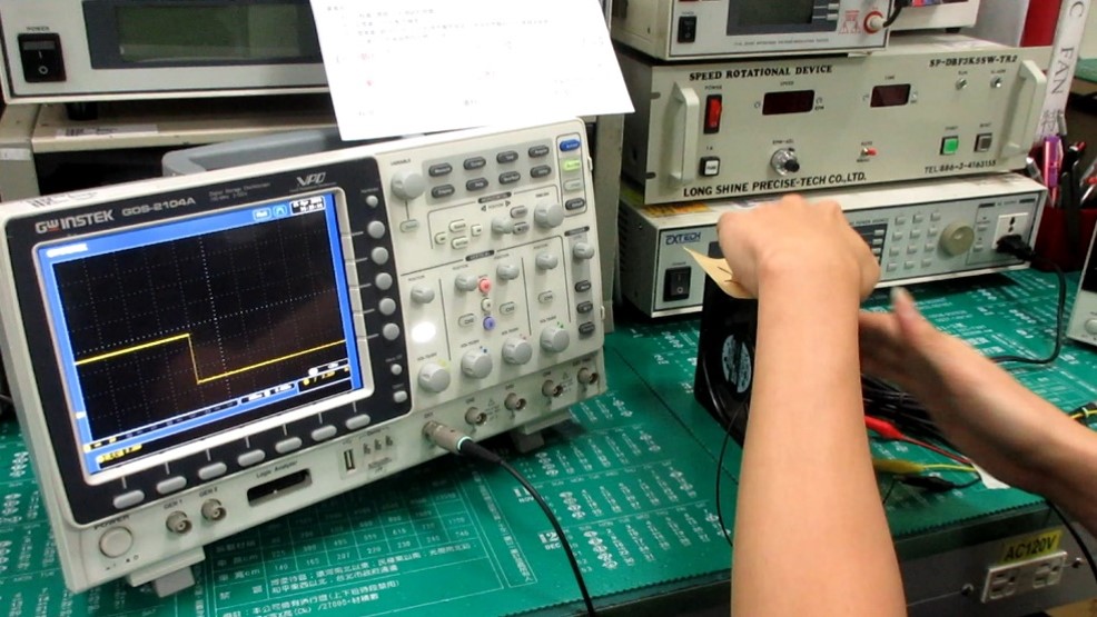 Ihre Lösung für die Signalausgangssteuerung für AC- und EC-Lüfter - Fulltech Electric